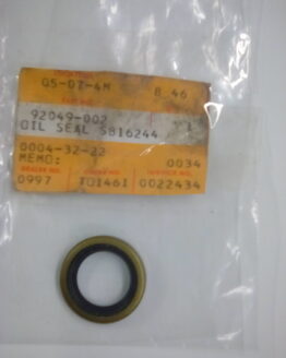 Kawasaki Oil Seal 92049-002 SB16244 16x24x4 mm