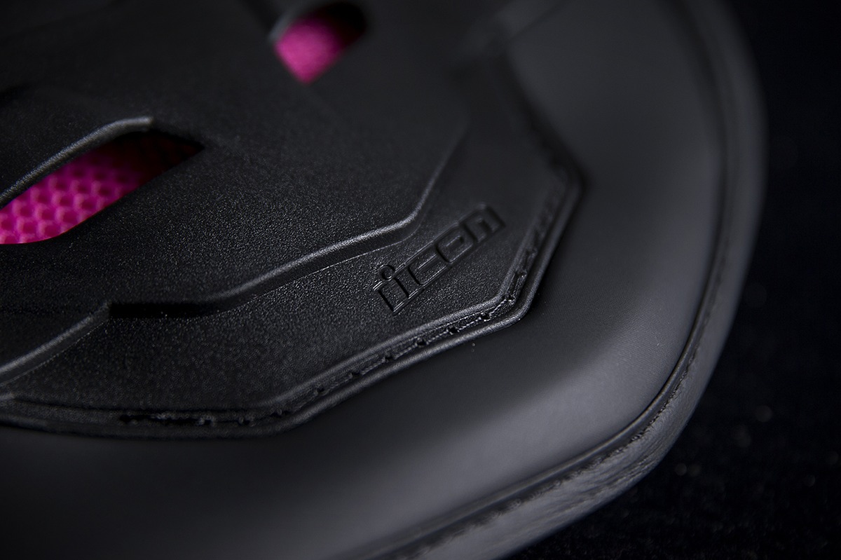 Stryker Field Armor Vest Black/Pink Large/X-Large - Image 3