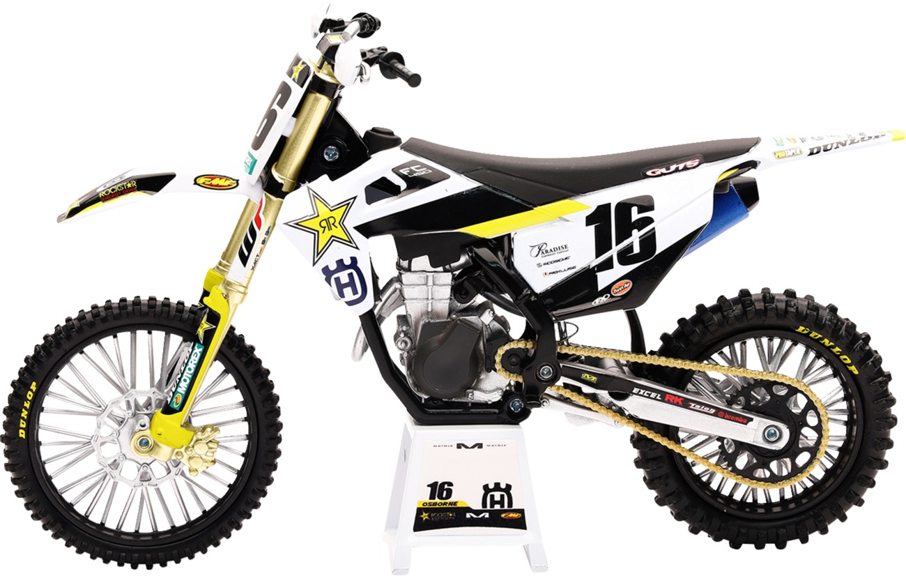 214540A3-815F-485B-ADE3-7A34B2A76840.jpg 214540A3-815F-485B-ADE3-7A34B2A76840.jpg