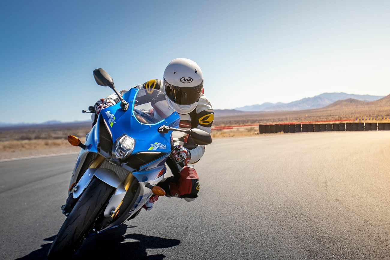 Arai Contour-X Helmet XL Diamond White - Image 4