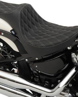 Predator Double Diamond Vinyl 2-Up Seat Black/Silver