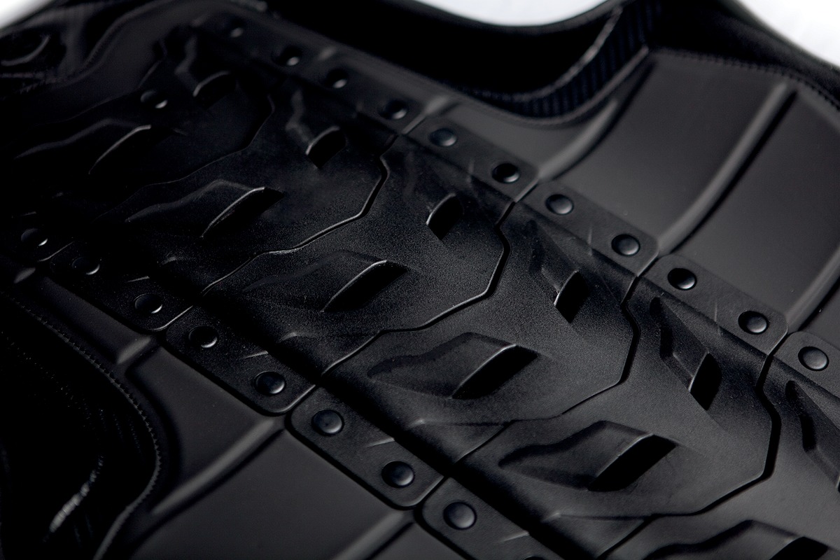 Stryker Field Armor Vest Stealth Large/X-Large - Image 17