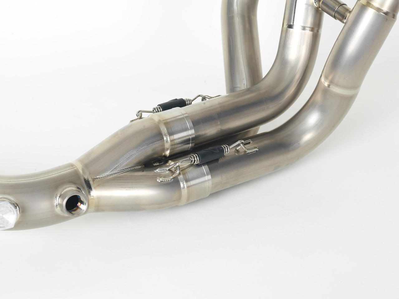 Graves Carbon Titanium Full Exhaust Black Fits MT09 FZ09 FJ09 XSR900 - Image 8