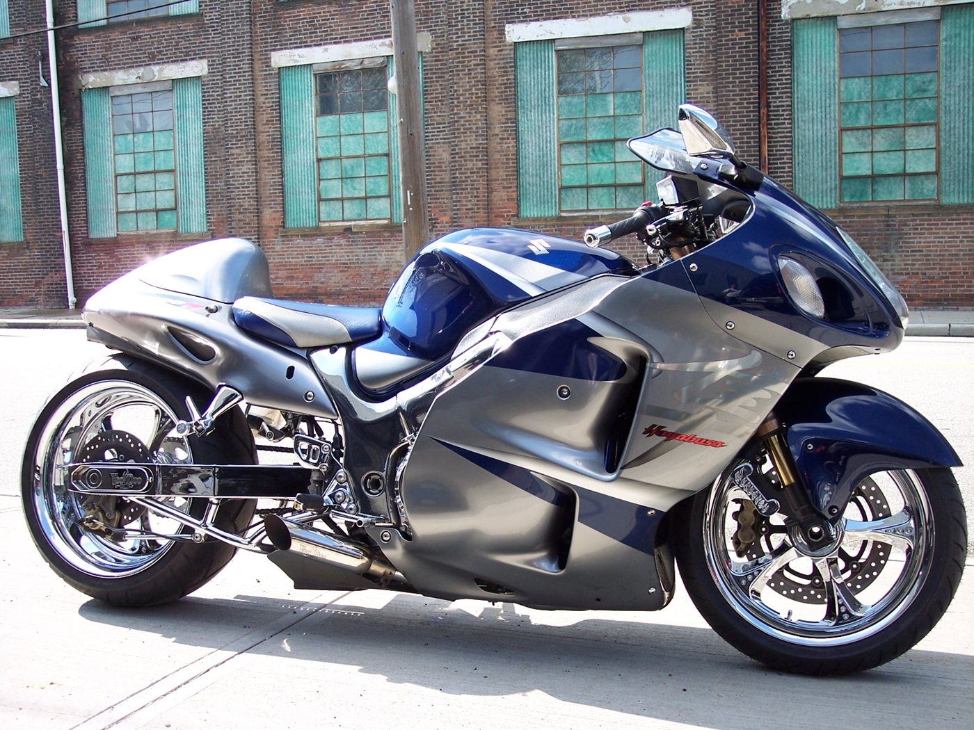 Polished Dual Shorty Slip On Exhaust - Image 3