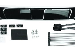 Kuryakyn Tracer Windshield Trim Chrome Fits 2014-Up FLH Models